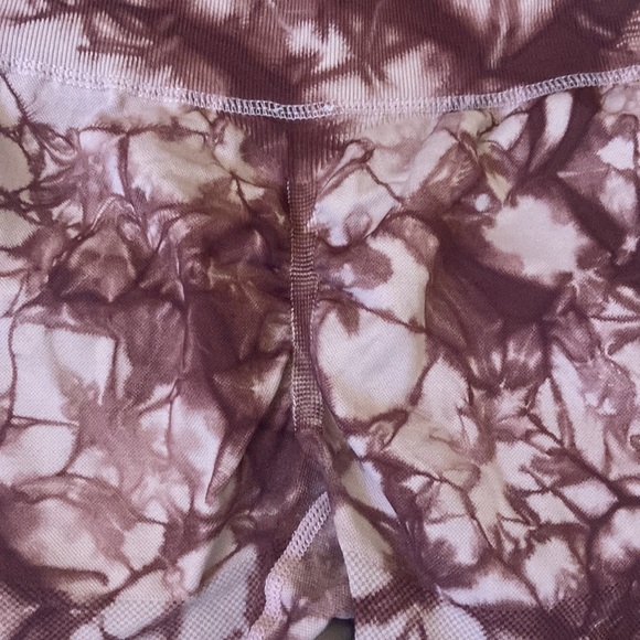 Amazon Booty scrunch splash Tie dye seamless leggings - Picture 5 of 6